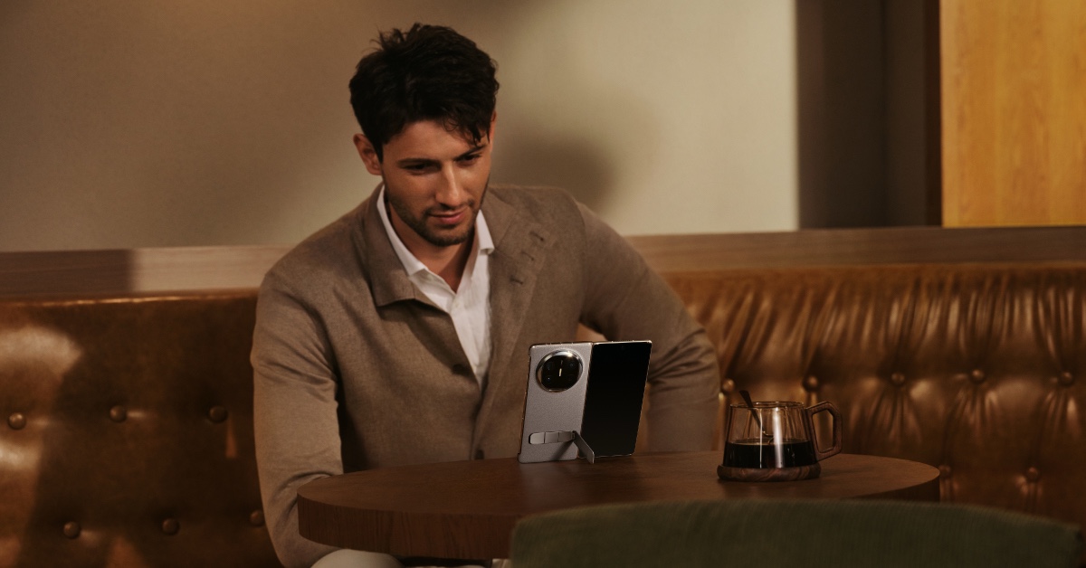 True Flexibility with the HUAWEI Mate X6 From Work to Play to Travel and Everything in Between