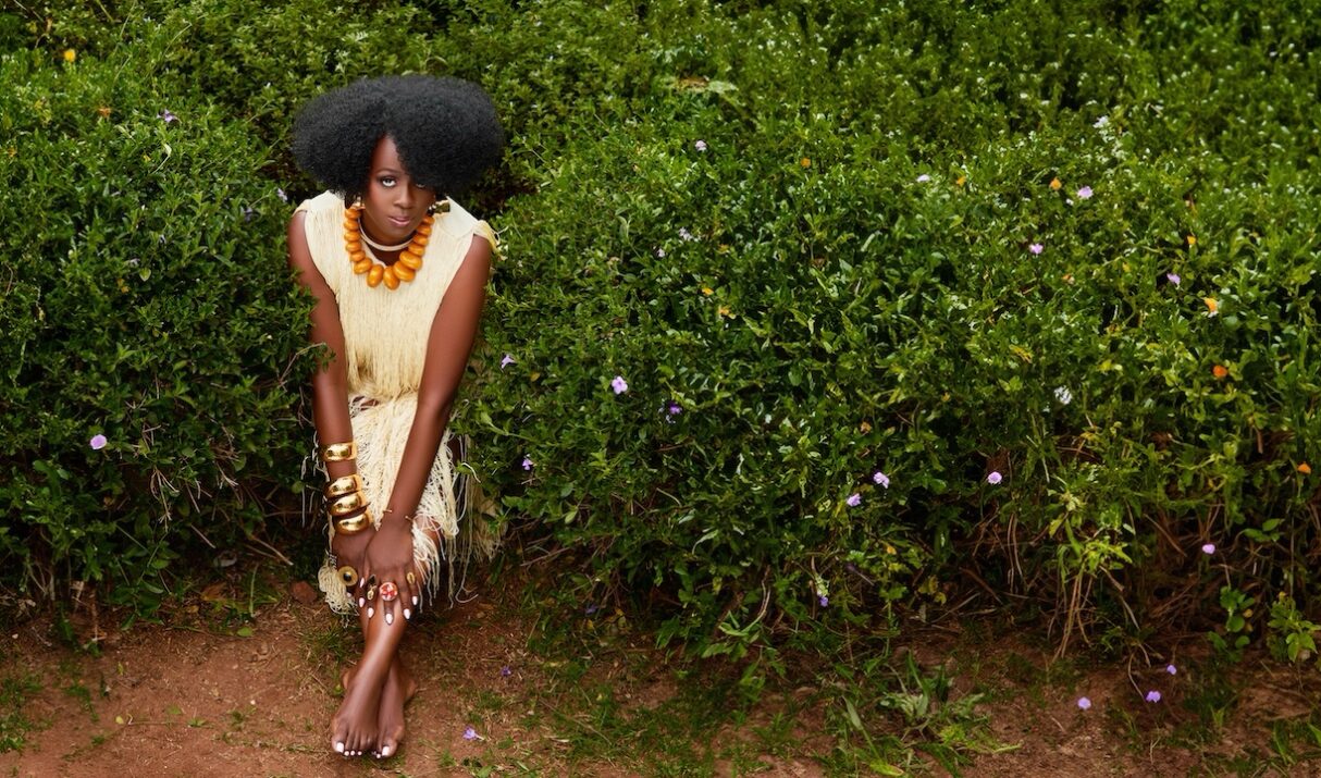 MULTIPLE AWARD WINNING VOCALIST SOMI KICKS OFF NEW ALBUM WITH FIRST SINGLE ‘WE’RE ALL FALLING’