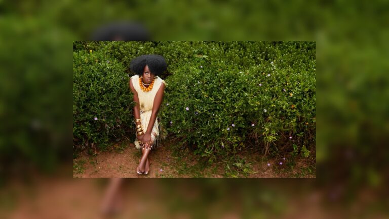 MULTIPLE AWARD WINNING VOCALIST SOMI KICKS OFF NEW ALBUM WITH FIRST SINGLE ‘WE’RE ALL FALLING’